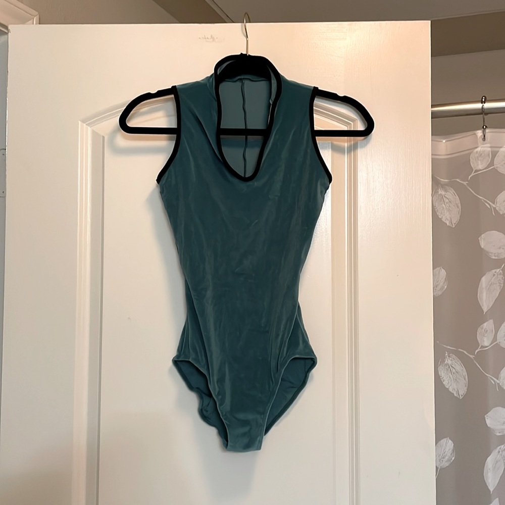 SoDanca Size Medium Velvet Leotard